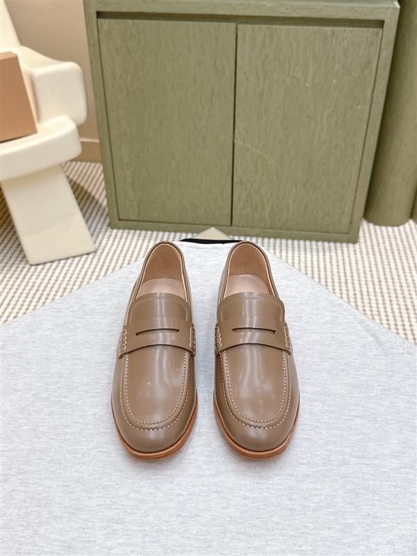 2025112812728502 310